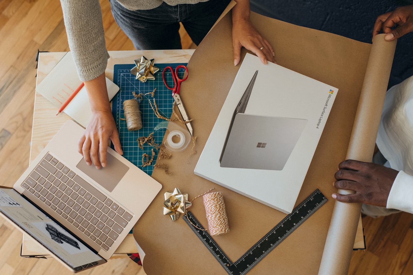 La nueva Surface Laptop SE una manera de ayudar a las escuelas La nueva Surface Laptop SE una manera de ayudar a las escuelas