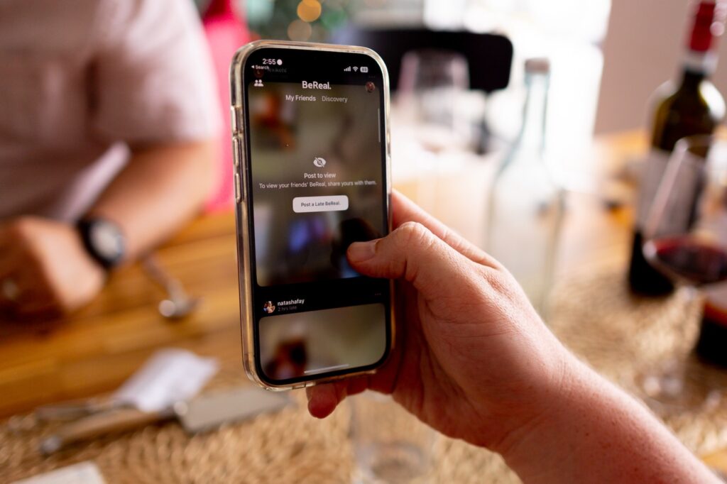 Cómo tomar fotografías en BeReal